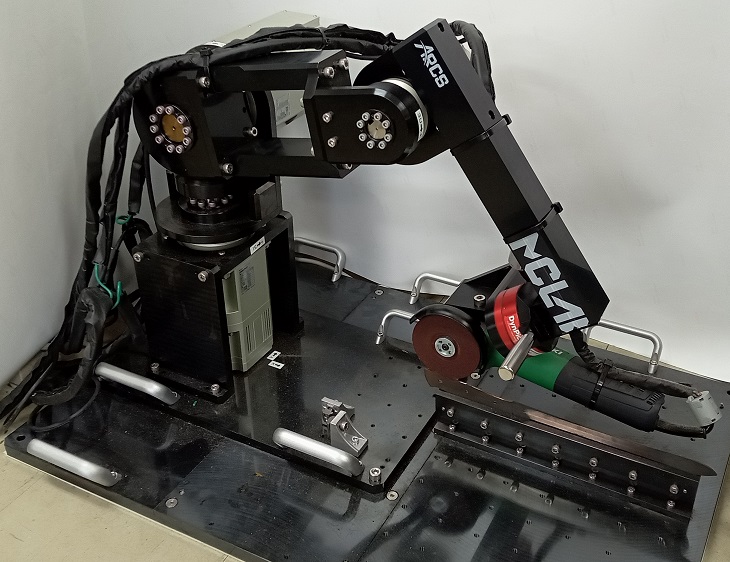 図１ 産業用ロボットのモーションコントロール
